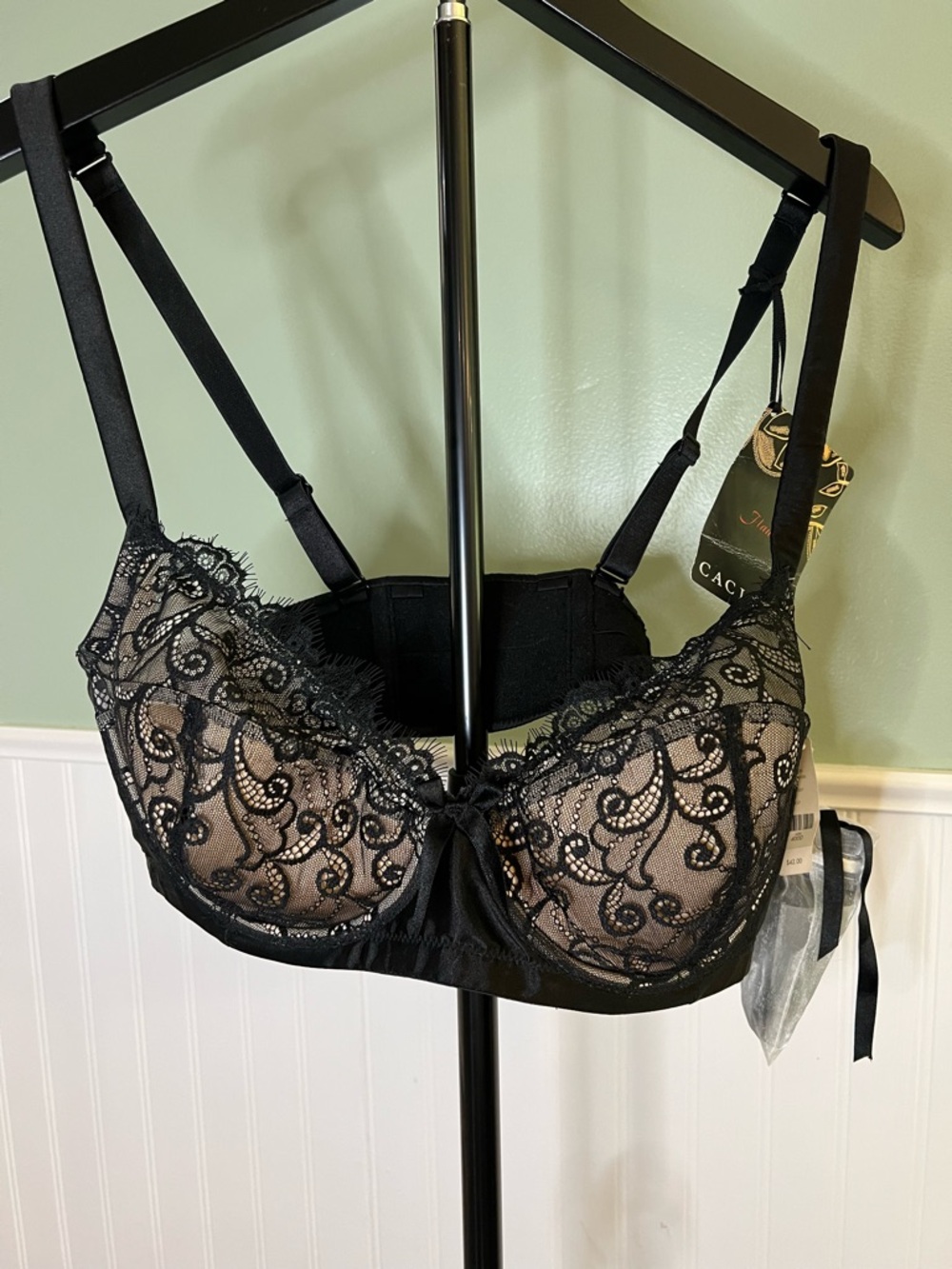 NWT- Retired Cacique Black Lace Sheer Convertible Corset Bra. Size 40 DD